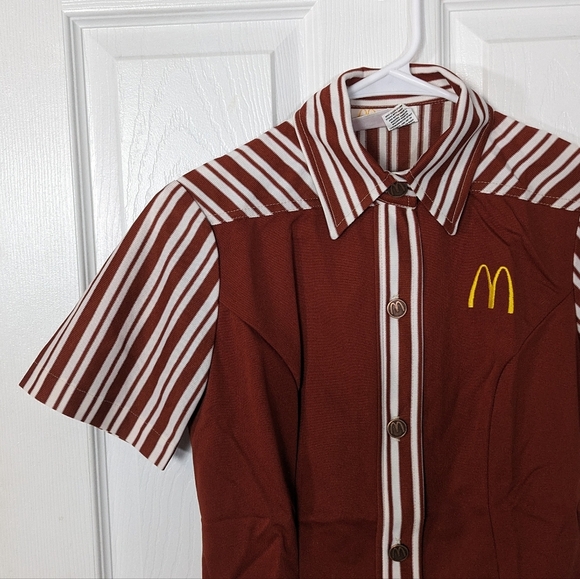 Rare Vintage 70s McDonald's Deadstock Button Down Rust Uniform Top in Packaging - Picture 5 of 9